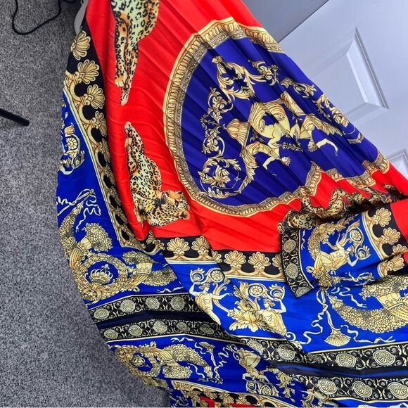 Sz M Ferrara Jaguar and Italian Printed Blouse & Pleated Skirt SET NWT $135 MSRP - Picture 11 of 15